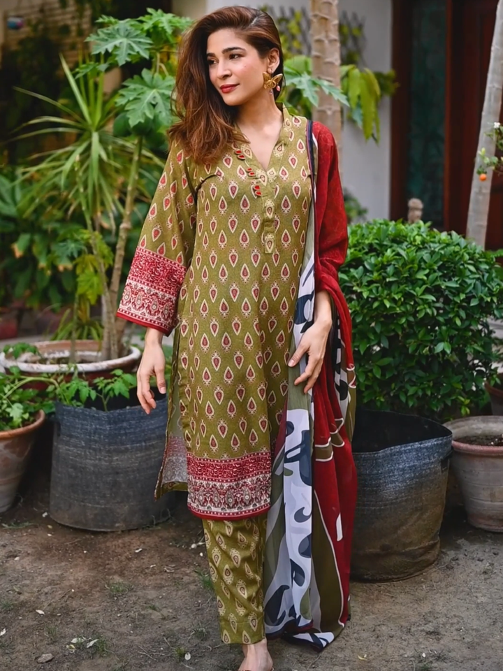 Khuaab Stitched 3 Pc