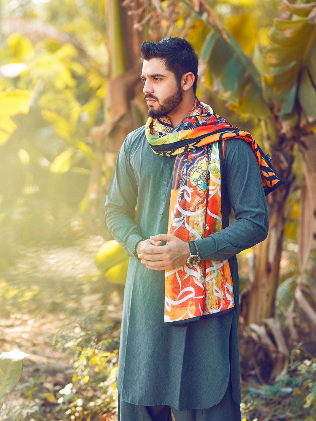 Kurta pajama with online muffler